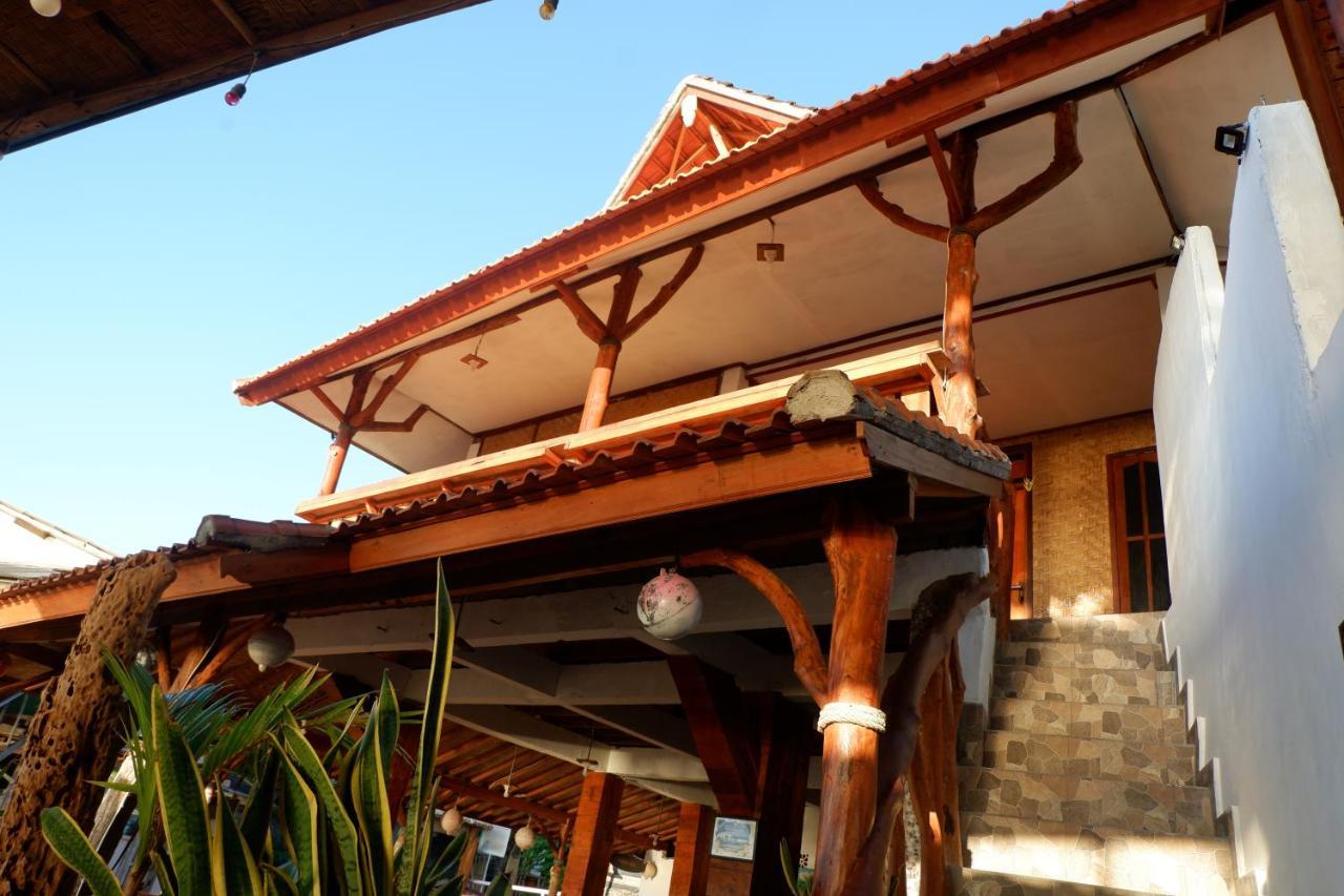 Santai Warung Bali गेस्ट हाउस Jimbaran (Bali)